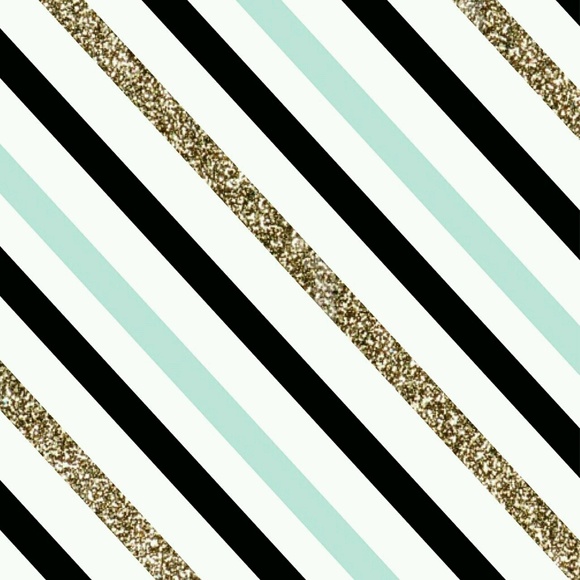 Meet your Posher, Lilly - Picture 1 of 1